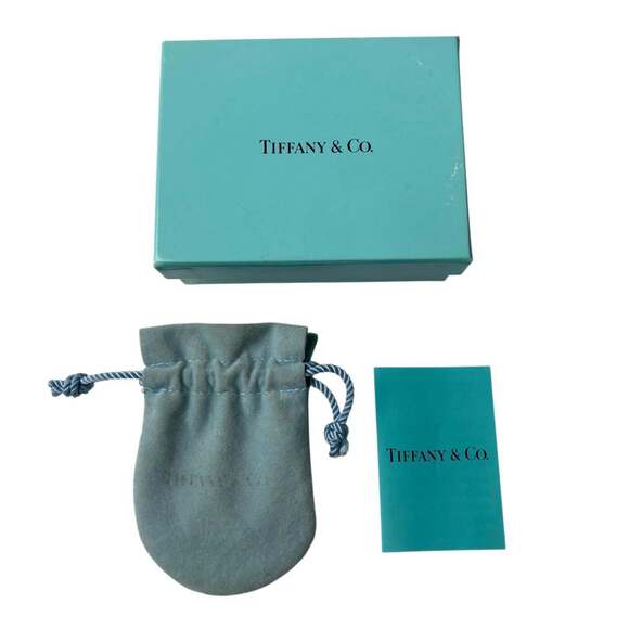 Tiffany Filigree Heart Key Necklace for Women - Picture 10 of 10